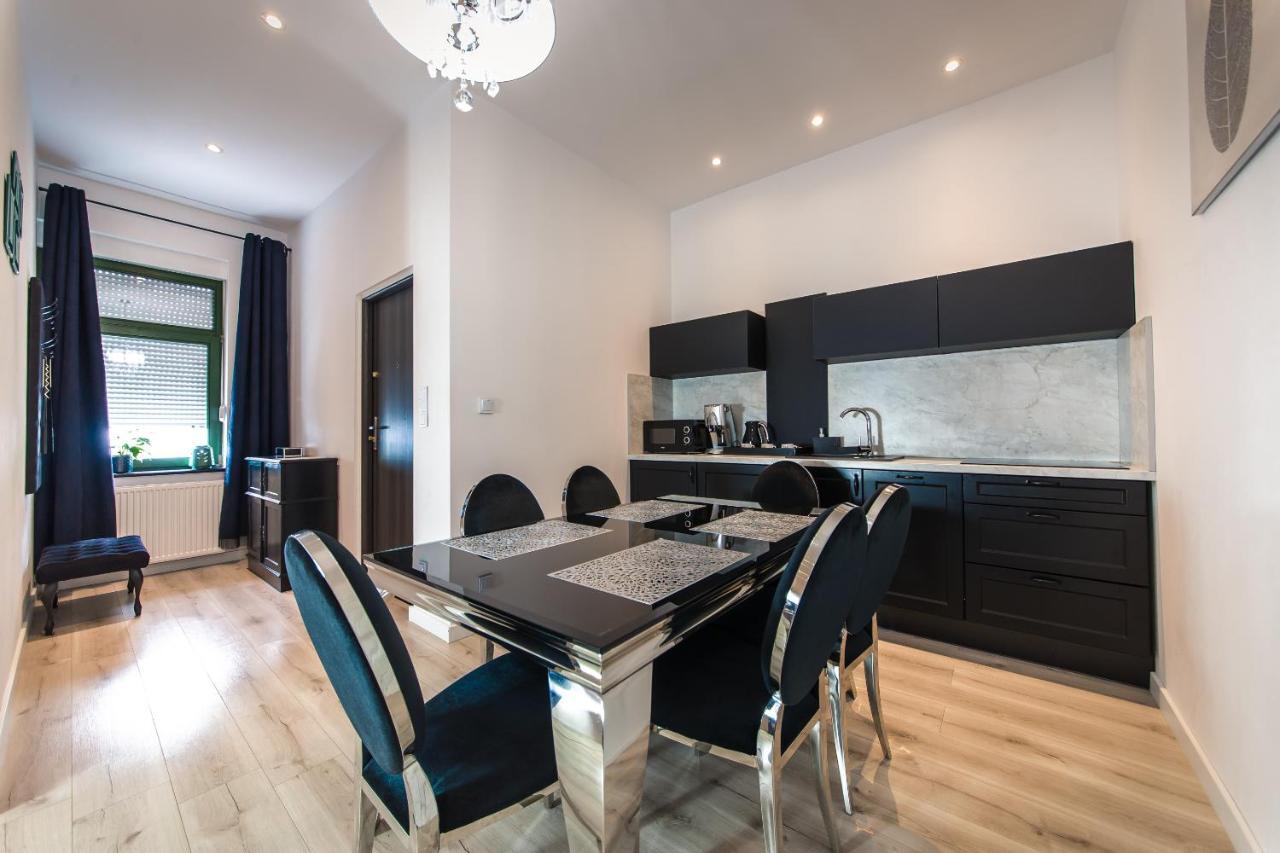 Moonlight Apartament Жельона Гора Екстериор снимка